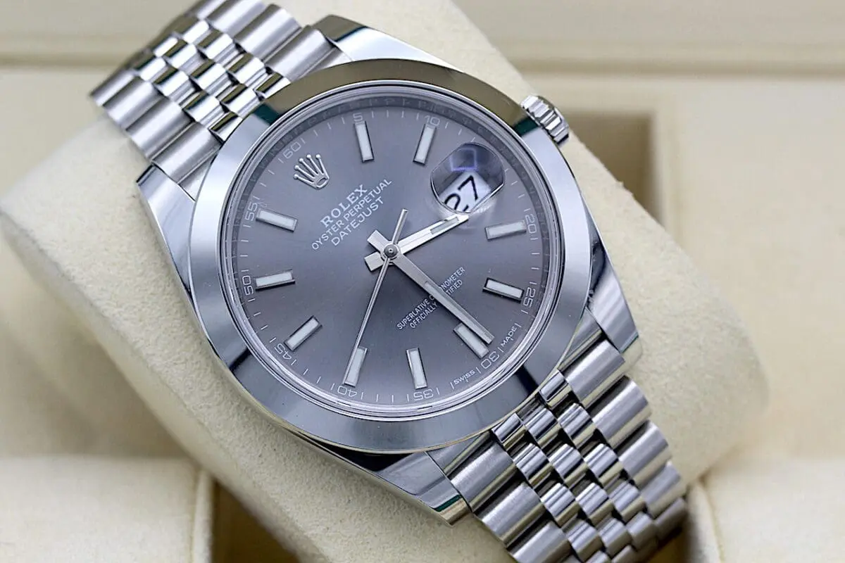 Rolex Datejust Ref.: 126300 Rhodium Dial / 2017 / LC100 / Sehr gut /