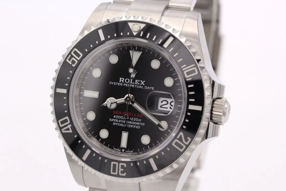 NEU Rolex Sea-Dweller Rotschrift Ref.: 126600 von 10/2021 / NEU / Full Set /