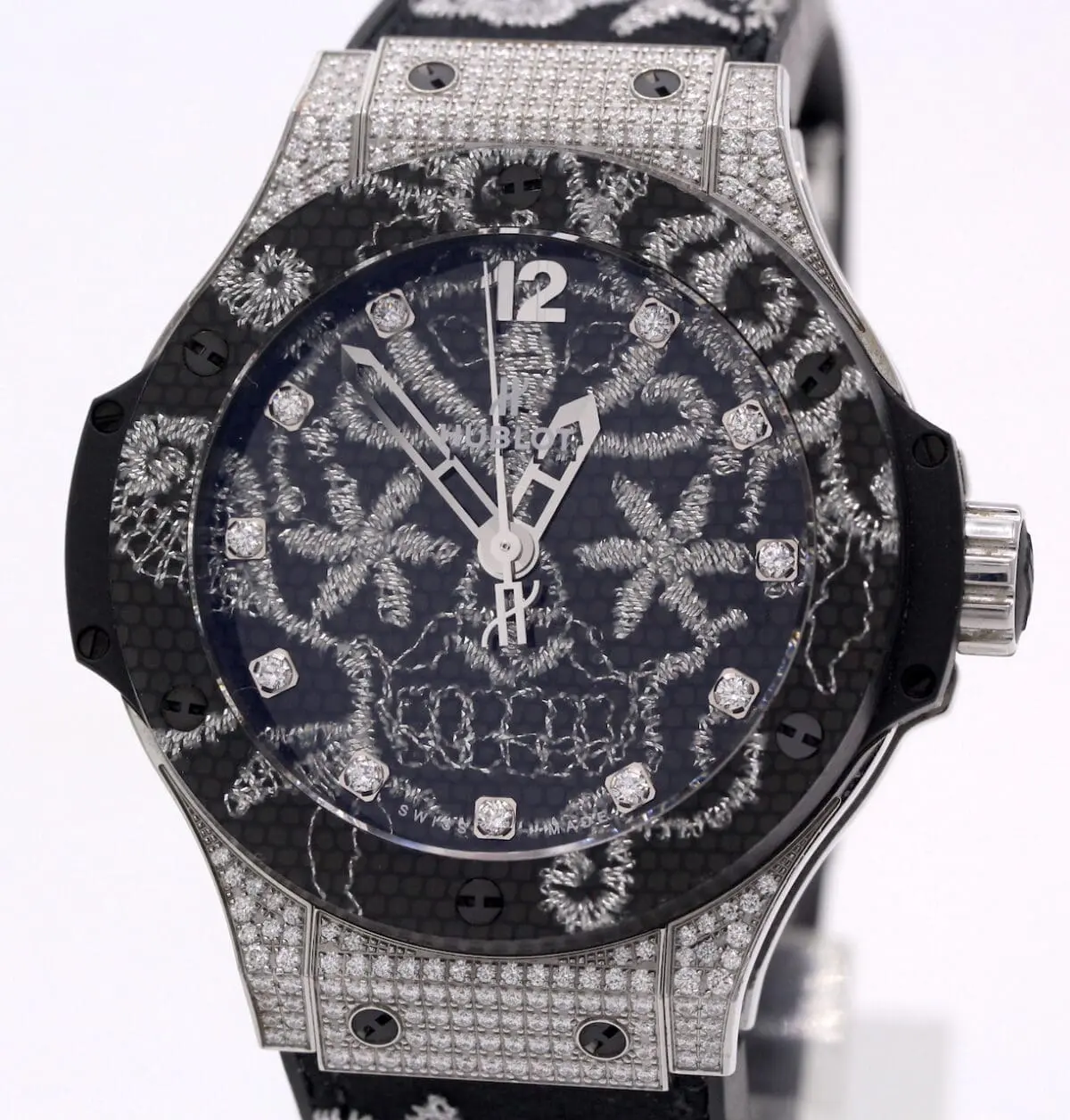 Hublot Big Bang Broderie Skull Ltd. Edition 045/200 / 41mm / Full Set / Wie NEU / Deutsch