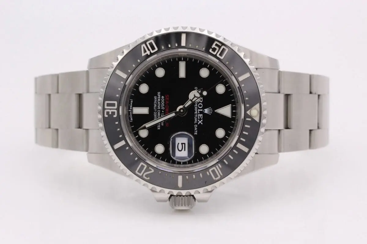 NEU Rolex Sea-Dweller Rotschrift Ref.: 126600 / 11-2018 / Box / Papiere