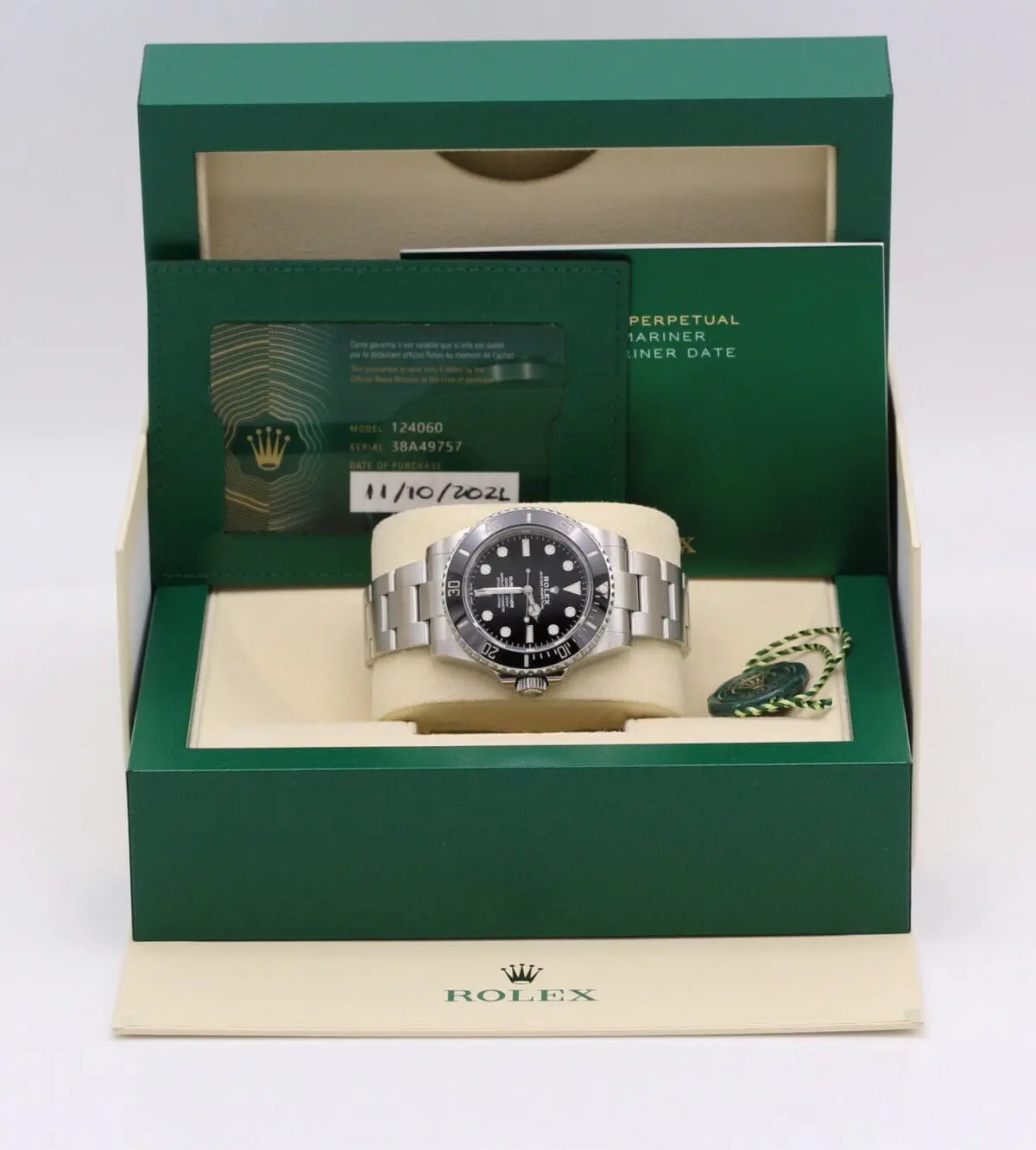 Rolex Submariner / Ref.: 124060 / 10-2021 / Full Set