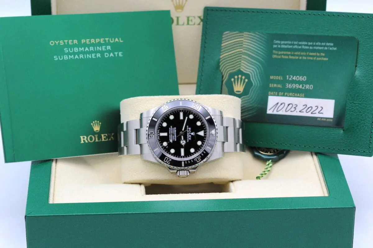 Rolex Submariner No Date / Ref.: 124060 / 03-2022 / Full Set / LC100