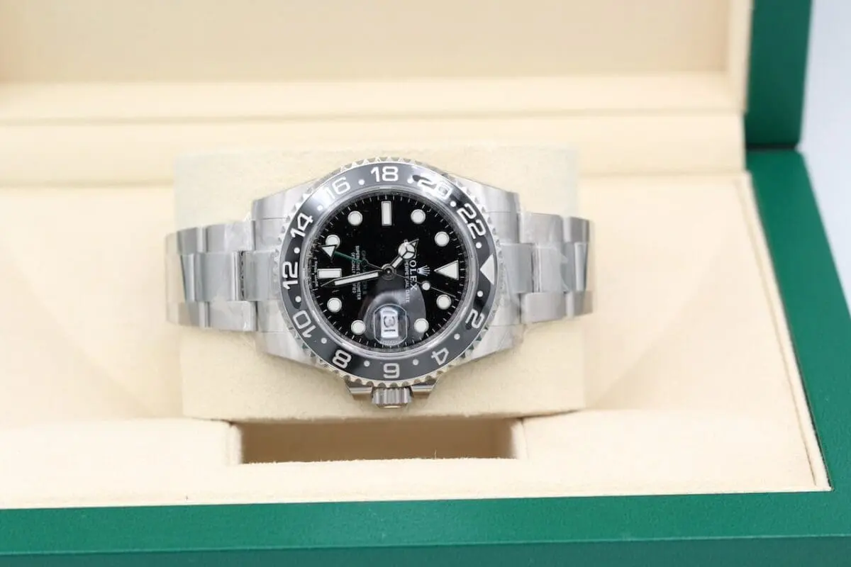 Rolex GMT II Ref.: 116710 v. 2019 / Full Set / VERKLEBT / NEU /