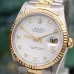 Elegant Rolex Datejust from 1990 with rare diamond dial