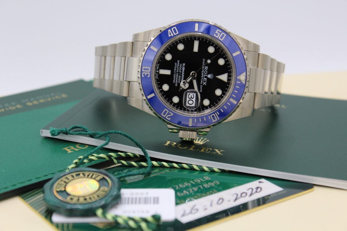 Rolex Submariner 126619LB 11/2020 NEU / EU /  Box und Papiere