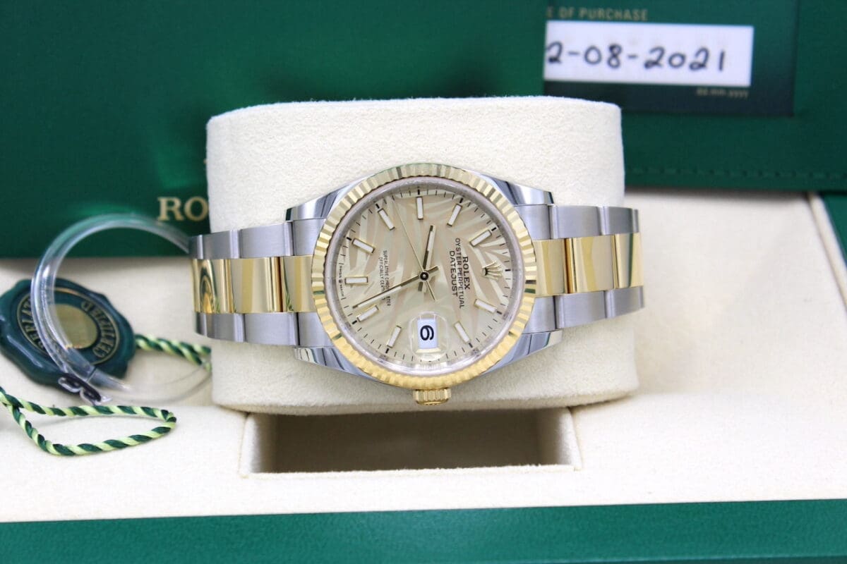 Rolex Datejust Ref.: 126233 Palm Motif von 8/2021 - Full Set -
