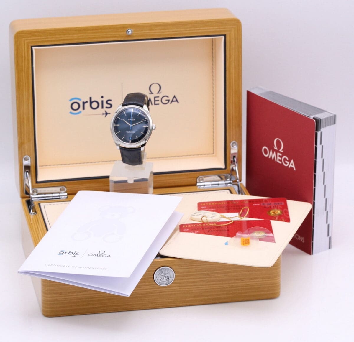 Omega De Ville Trésor Master Co-axial Chronometer Orbis Ref.: 432.13.40.21.03.001