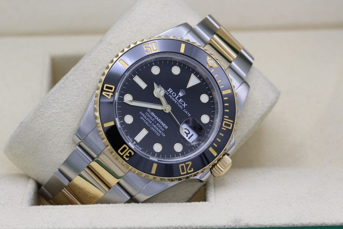 Rolex Submariner 126613LN 41mm von 10/2020 mit Box und Papieren